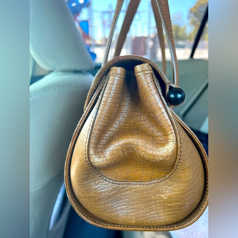 ❤️ SOLD ❤️Gucci Bamboo Bullet Handbag - Picture 5 of 11